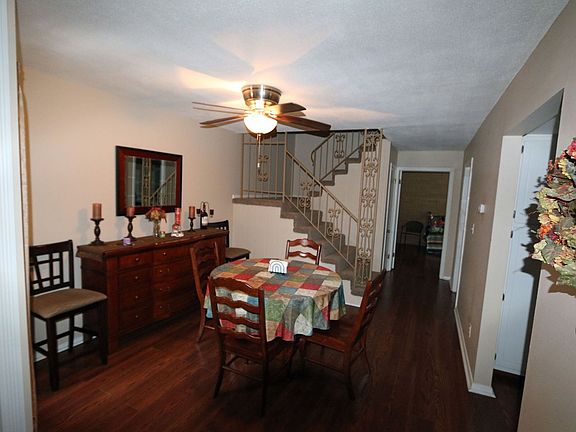 2nd image of 2727 S Lakeshore Dr APT A-4