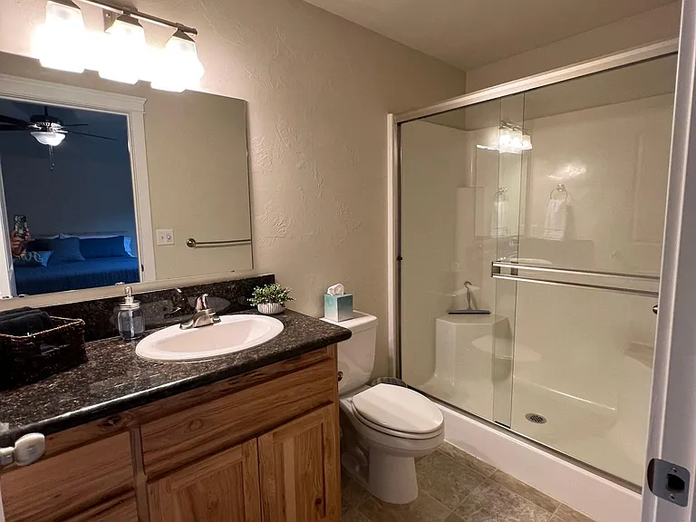 1060 Compton Way — Photo 10