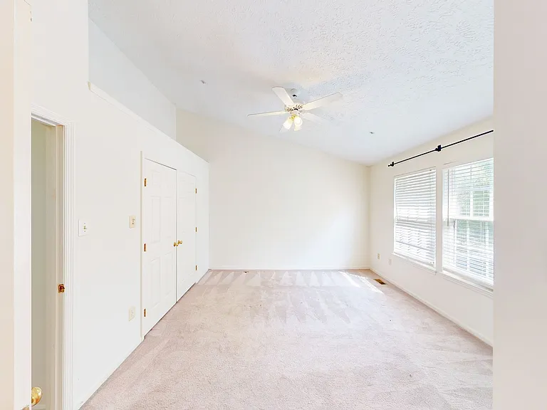 3038 Finsel Ct — Photo 18