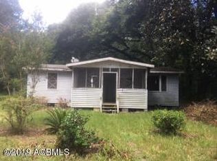 19 Lawson Rd, Beaufort, SC 29906