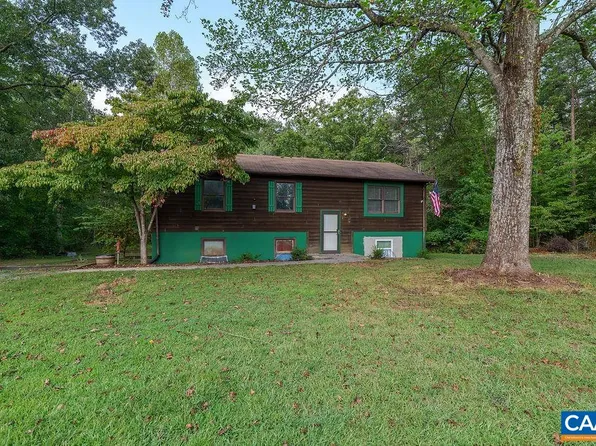 1209 Hollands Rd, Palmyra, VA 22963