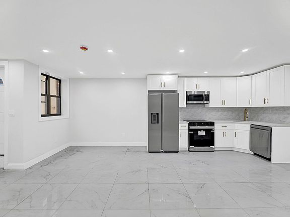 4th image of 1559 Remsen Ave Floor 2