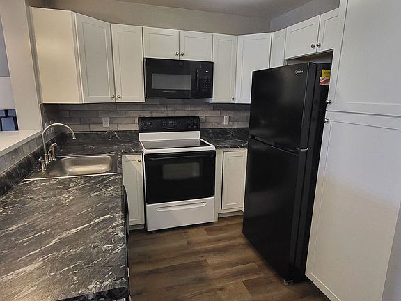 2nd image of 1396 Hunters Rd APT J