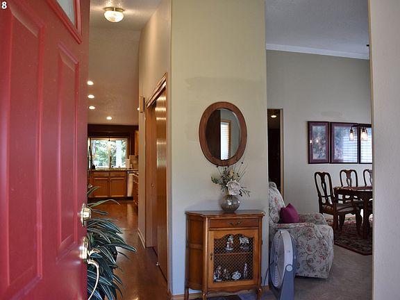 5th image of 2335 N L Dr