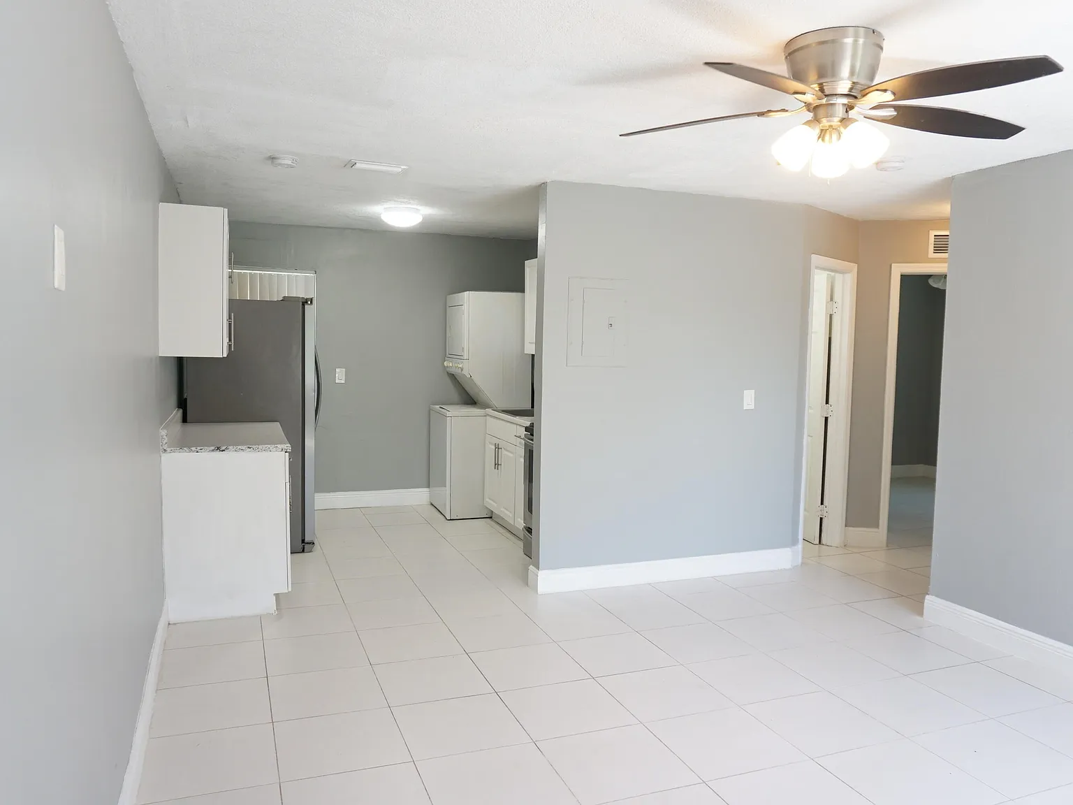 2 bed, 1.0 bath, 700 sqft, $1,675 — Photo 4