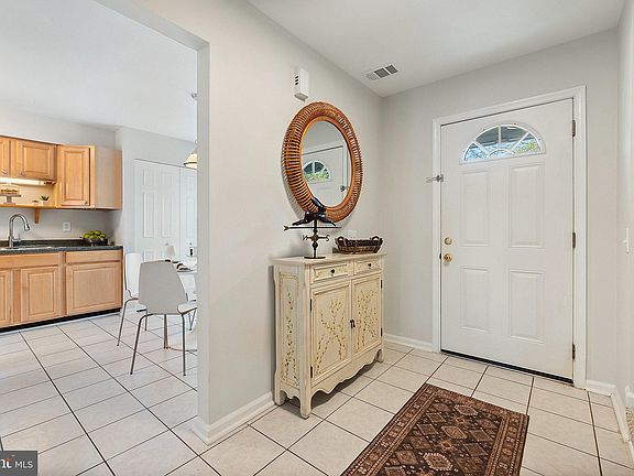 4th image of 14717 Southwarke Pl