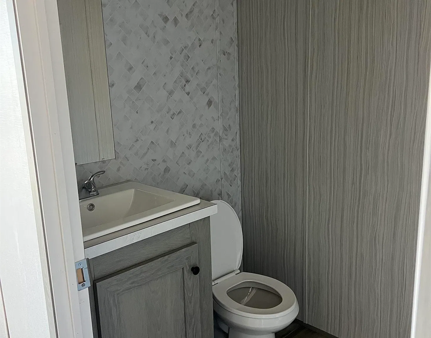 2 bed, $1,099 — Photo 4