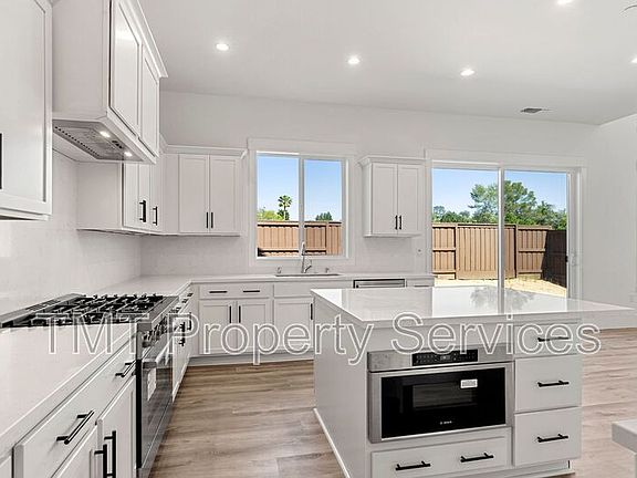 4th image of 6739 Micherra Cir
