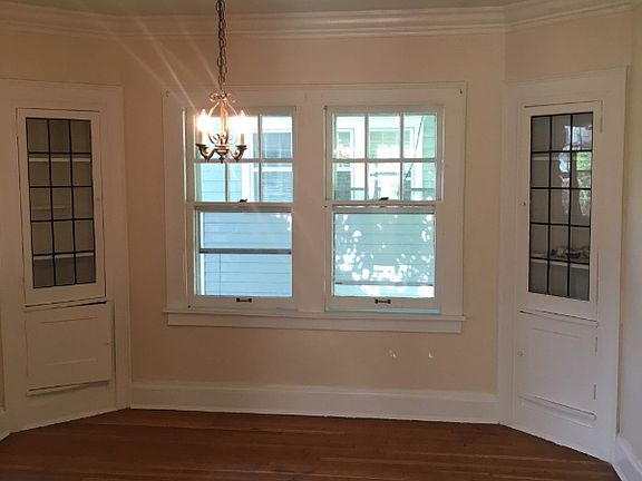 3rd image of 18704 Winslow Rd APT 2