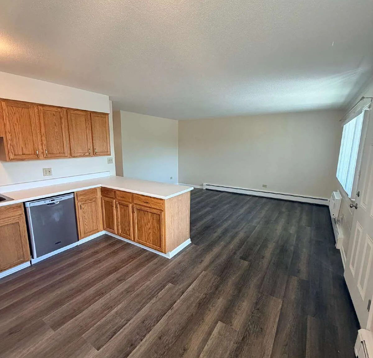 1280 Wolff St — Photo 4