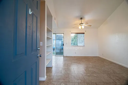 445 Almond Dr Photo 1