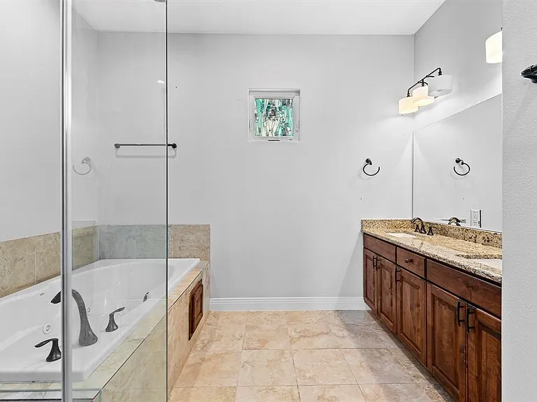 2601 N Quinlan Park Rd #512 — Photo 11