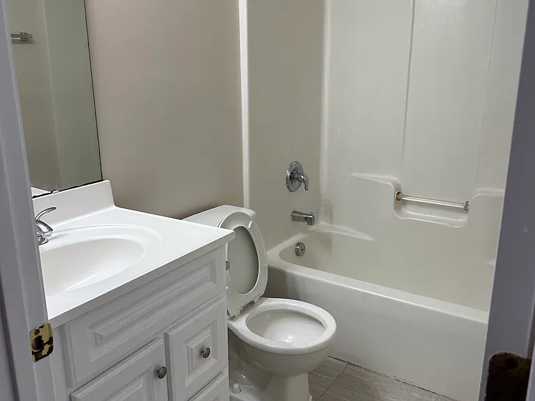 2113 McKenzie Creek Dr — Photo 5