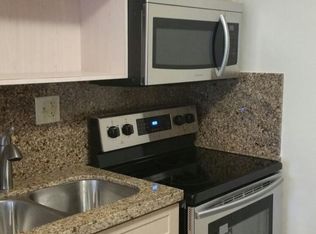 1377 W 39th Pl, Hialeah, FL 33012
