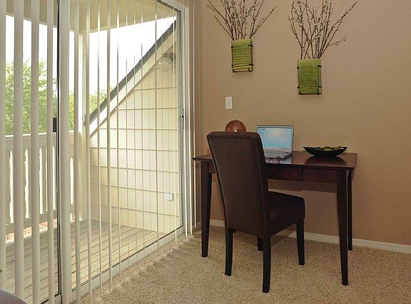 2nd image of 1681 Greenbriar Dr APT 3826