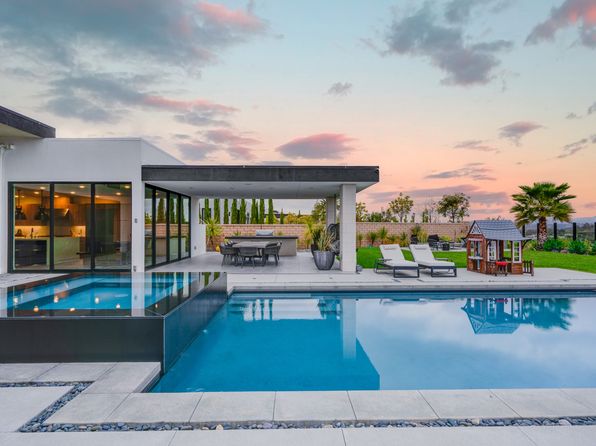 (undisclosed Address)