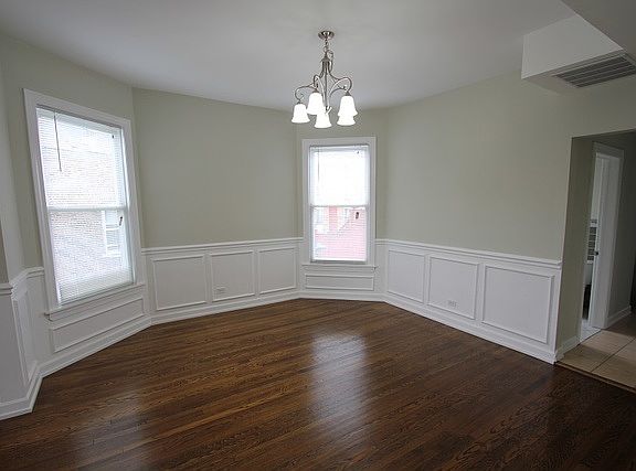 2nd image of 7438 S Blackstone Ave