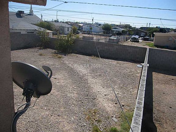 5th image of 1011 Lawry Ave