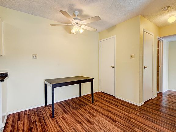 5th image of 2750 Holly Hall St APT 1017
