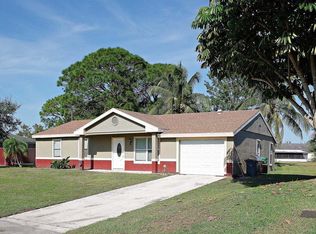 418 SW Kentwood Rd, Port Saint Lucie, FL 34953