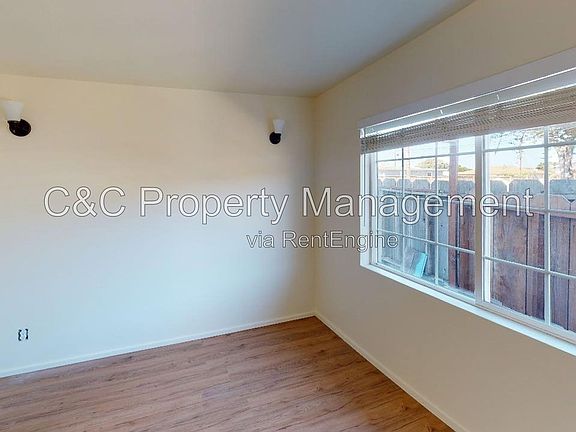 2nd image of 1082 Wanda Ave #E