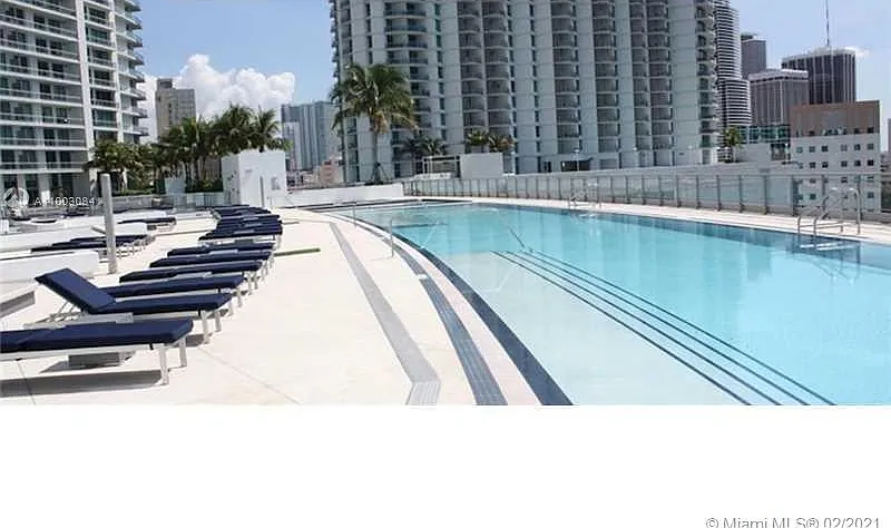 2 bed, 1100 sqft, $3,945 — Photo 4