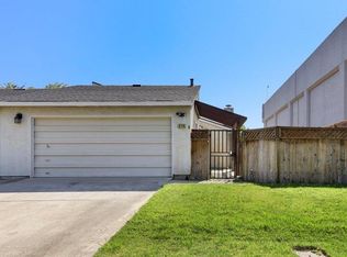 314 Cherry Ln, Manteca, CA