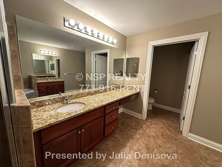 2-420 Itasca Pl #322 — Photo 14