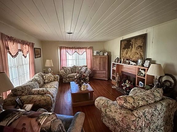 3rd image of 10436 Petrey Hwy