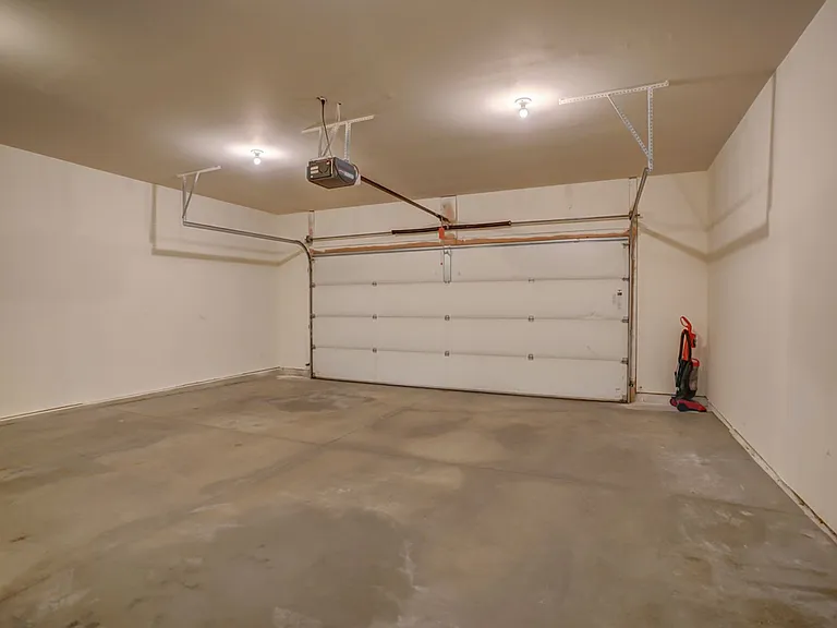 865-867 Harper Dr — Photo 27