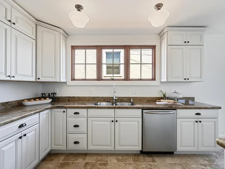219 Taylor Blvd — Photo 12