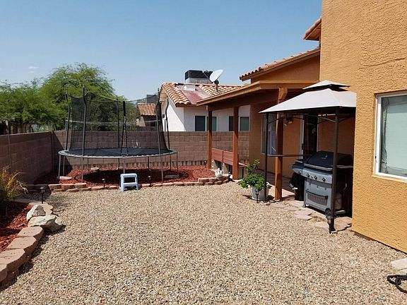 3rd image of 2541 W Camino De La Joya