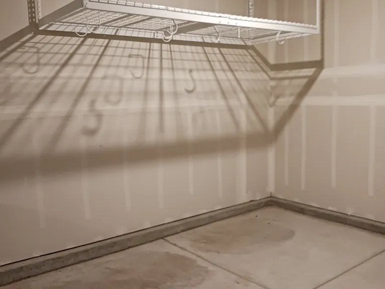 Part of tandem garage space