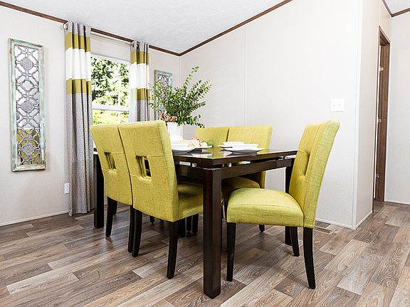 5th image of 4011 Storm Oak Dr #1