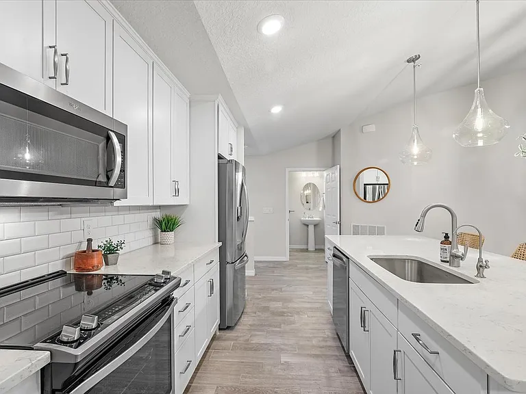 347 Orchard Pass Ave — Photo 12