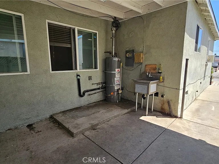 12813 Farnell St — Photo 11