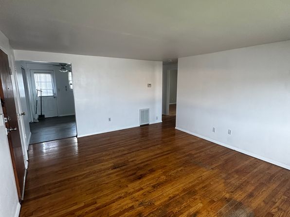 115 S Church St APT D