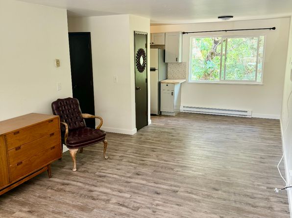 714 SE 10th St UNIT 2