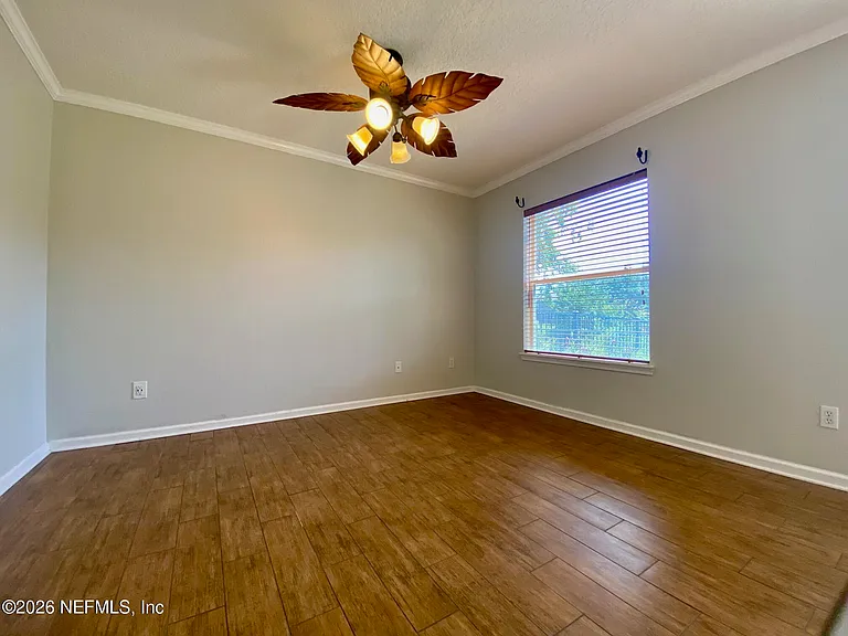 1530 Vineland Cir #B — Photo 13