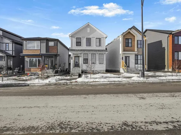 8628 Edgemont Line, Edmonton, AB T5M 3G2