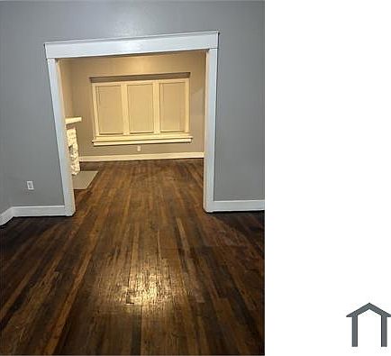 2nd image of 2315 Jackson Ave