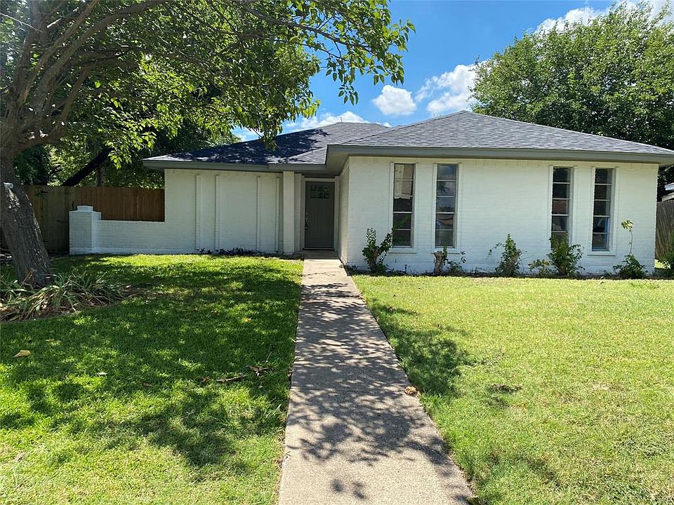 1st image of 2733 Tanglewood Dr