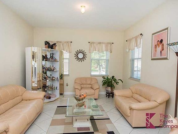 5th image of 18139 NW 90th Ave