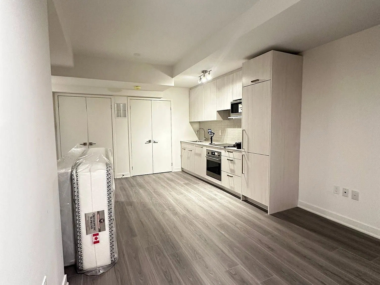2 bed, $2,500 — Photo 3