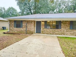 6463 Maddox Rd, Milton, FL 32570