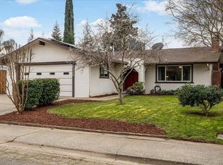 8934 Phoenix Ave, Fair Oaks, CA 95628