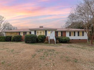 410 E McNeill St, Lillington, NC 27546