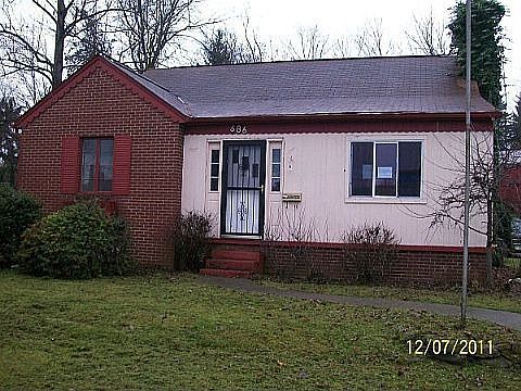 1st image of 686 N Wooster Ave