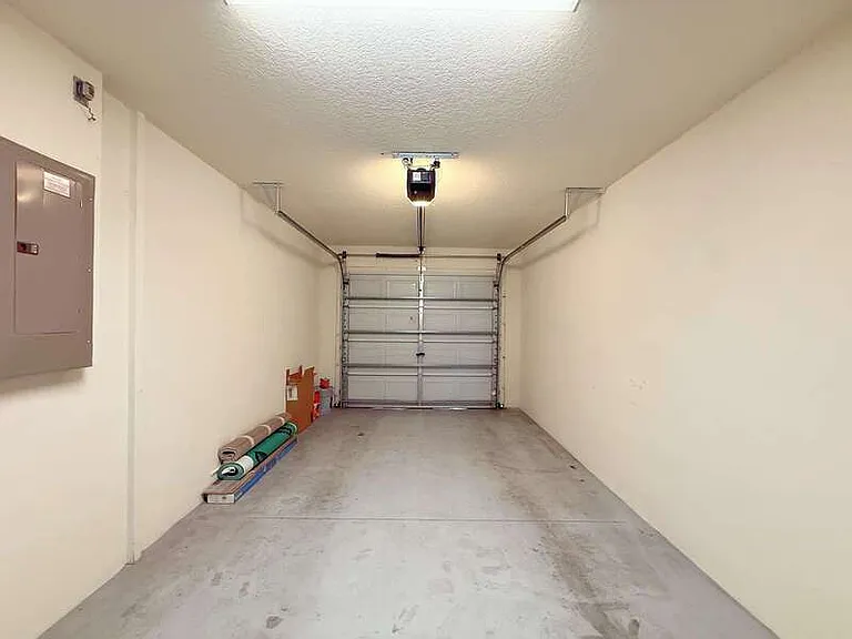 9818 Fan Palm Way #1 — Photo 23