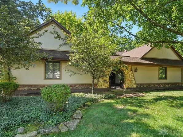 3211 Tarleton Dr, Dayton, OH 45434